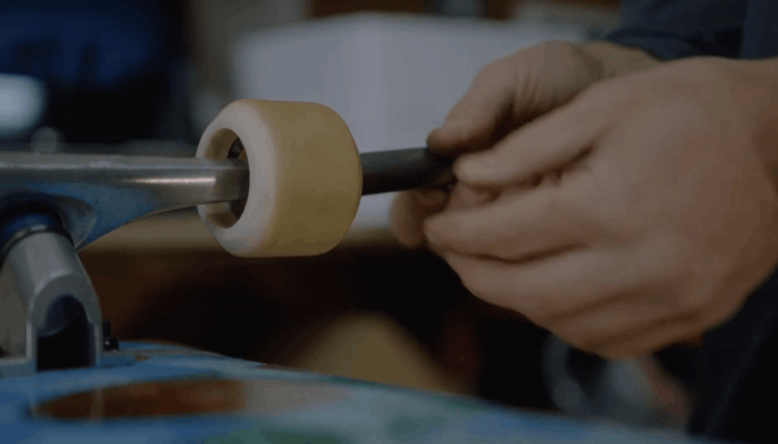 How to Clean Longboard Bearings the Right Way?